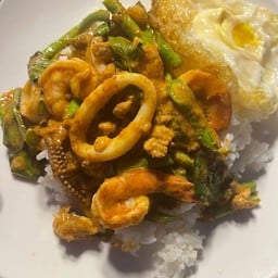 เตี๋ยว ตามสั่ง ชิ้นทอด หลังตลาด