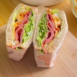 Bologna eggs and Cheese Sandwich ใส่ผัก