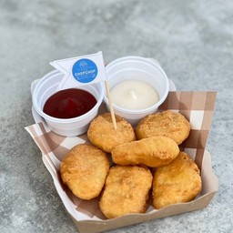 นักเก็ตไก่ Chicken nuggets