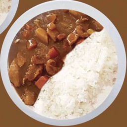 ข้าวแกงกะหรี่เนื้อ