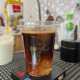 อเมริกาโน่น้ำผึ้ง (蜜蜂美式咖啡）