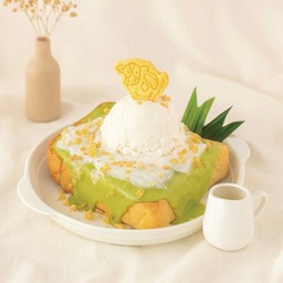 โทสต์มะพร้าวไอติมกระทิสด