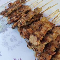 หมูปิ้งไฟถ่าน