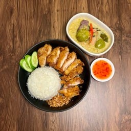 ข้าวเขียวหวานไก่ทอด