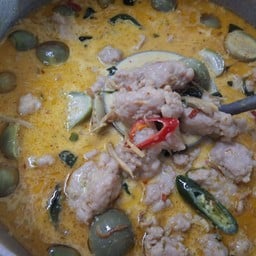 บ้านอาตี๋อาหารกล่อง ตลาดพระเงิน