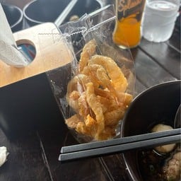 พริกคั่วก๋วยเตี๋ยวเรือ