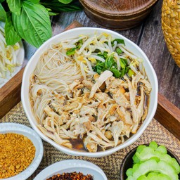 ก๋วยเตี๋ยว ไก่ฉีก