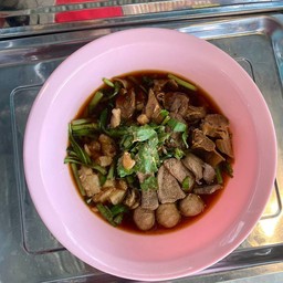 ก๋วยเตี๋ยวหมูตุ๋น-เนื้อตุ๋นโบราณ