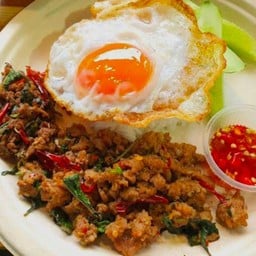 อาหารตามสั่งเจ้มล พีเคการ์เด้น