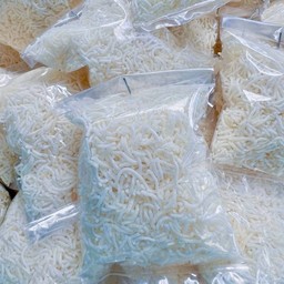 หมี่กรอบ