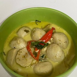 แกงเขียวหวานลูกชิ้น