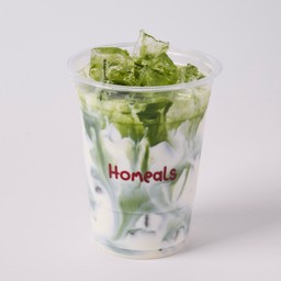 Uji matcha clod brew มัทฉะชงกับนม