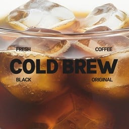 cold brew strawberry (โคลด์บรูว์สตอเบอร์รี่)