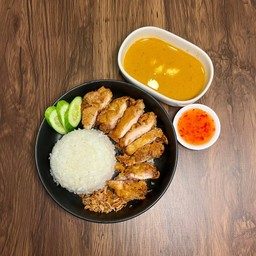 ข้าวไก่ทอดแกงปู