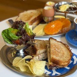 Grill Cheese Tuna Melt + Mini Salad