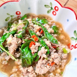 กะเพราหมูสับ 240กรัม
