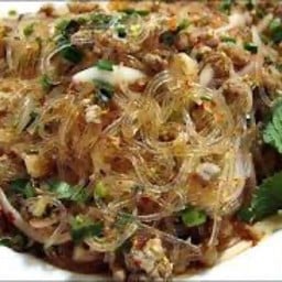 ลาบวุ้นเส้น