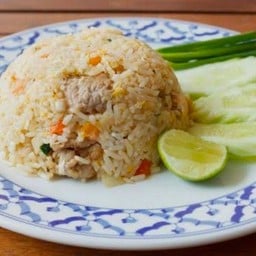 ครัวเมืองราช อาหารและเครื่องดื่ม