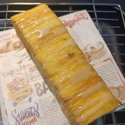 ปังปิ้งเสียบไม้ เนยนมน้ำตาล