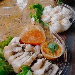 โปรโมชั่นซื้อ 1 จะได้ 3อย่าง  เมี่ยงปลา 3 ชั้น ตำลาว 1ชาไต้หวัน