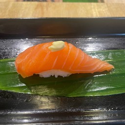 แซลมอนเนย