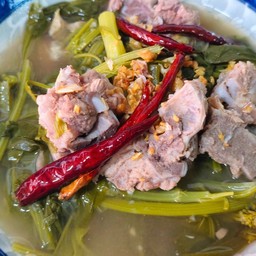 จอผักกาดกระดูกหมู