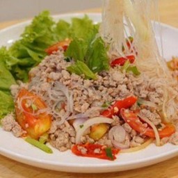 ยำวุ้นเส้นหมูสับ