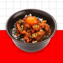 ข้าวคลุกสาหร่ายไก่ทอด + ไข่ดองซีอิ๊ว