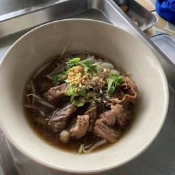 ก๋วยเตี๋ยวเนื้อตั๋น