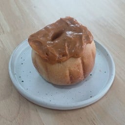 ขนมปังปิ้ง ไข่เค็ม