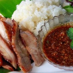ข้าวเหนียวหมูย่าง&จิ้มแจ่ว