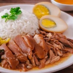 ขาหมูวัชรพล ตลาดโต้รุ่งถนอมมิตร