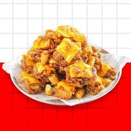 ไก่ทอดดั๊กกังจองรสน้ำผึ้งคาราเมลและชีส