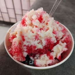 น้ำแข็งใส.