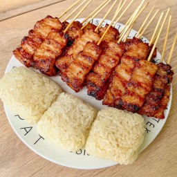Set กินจุ หมูปิ้ง 15 ไม้ ข้าวเหนียว 3 ห่อ