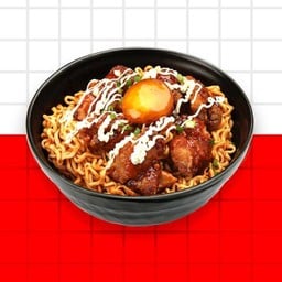 บะหมี่ไก่ทอดสไปซี่มาโยไข่ดองซีอิ๊ว