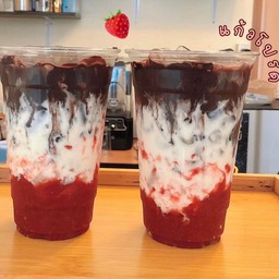 โกโก้สตรอเบอร์รี่นมสด