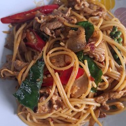 สปาเก็ตตี้ผัดขี้เมา