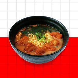 บะหมี่ไก่ทอดซุปกระดูกหมูข้น