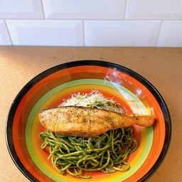Spaghetti Pesto Salmon