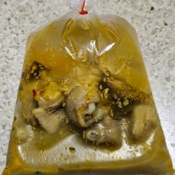 แกงเขียวหวานลูกชิ้นปลากรายรสเด็ด