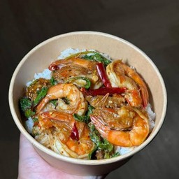 กะเพรากุ้งพริกแห้ง