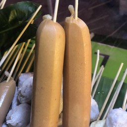 อาหารตามสั่ง “ยำลูกชิ้น”น้องเซเว่น