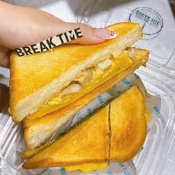 Scrambled Eggs Mushroom cabonara  Sandwich