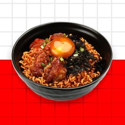 บะหมี่ไก่ทอดสาหร่ายกรอบไข่ดองซีอิ๊ว