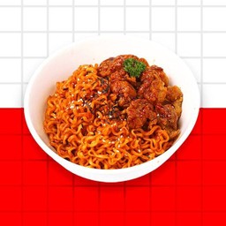 บะหมี่แห้งไก่ทอดรสเผ็ด