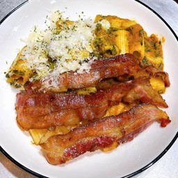 Tomato pesto Calamarata