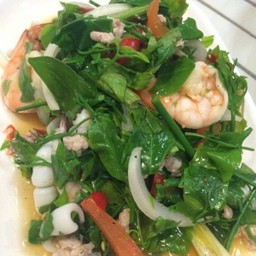 ยำผักหวานกุ้ง