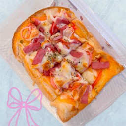 ขนมปังปิ้งหน้าพิชซ่า