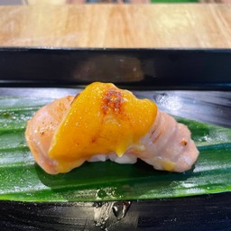 แซลมอนเบิร์นคาราเมล